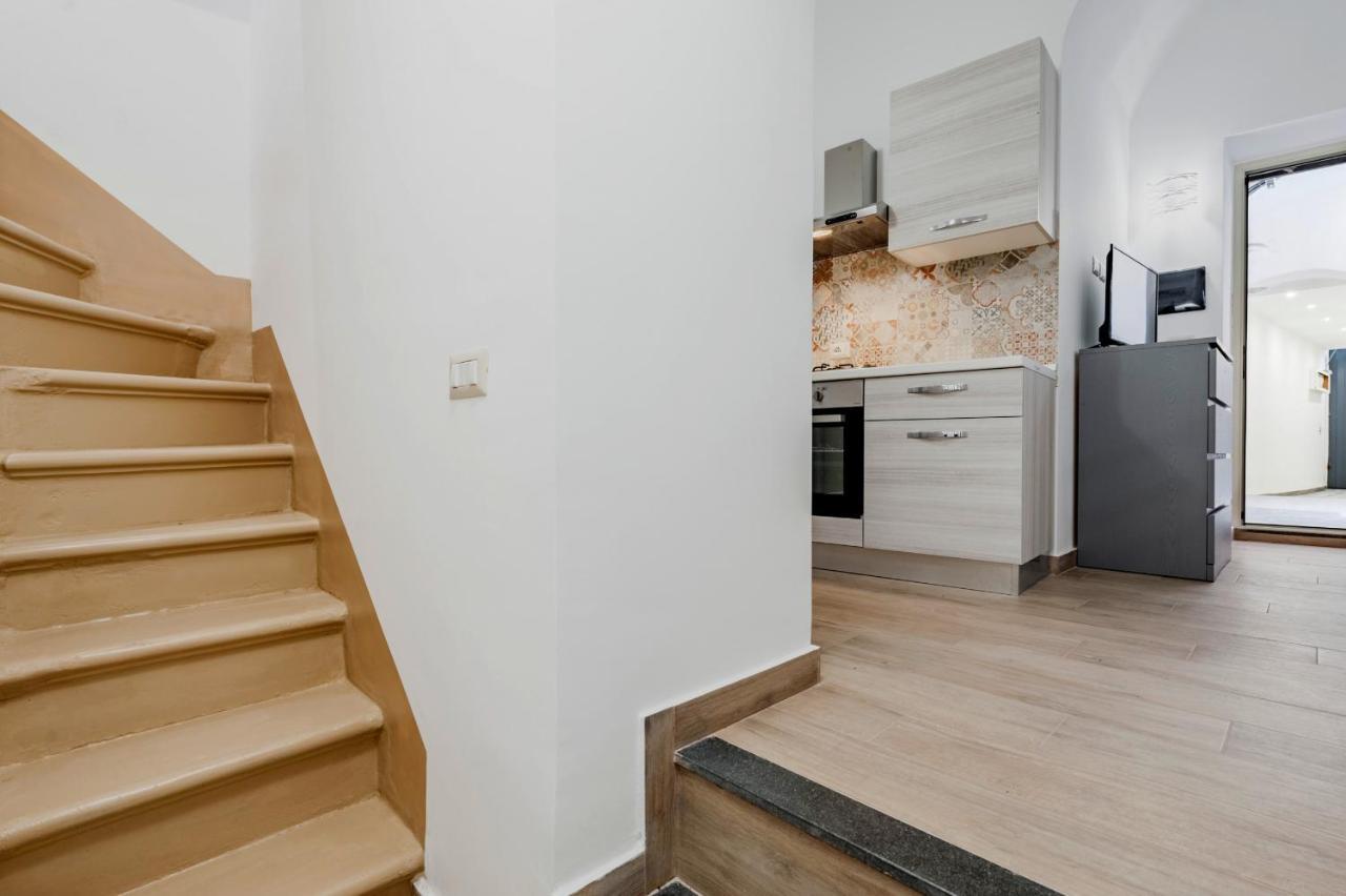 Trinita' 57 Apartments By Wonderful Italy Катанія Екстер'єр фото